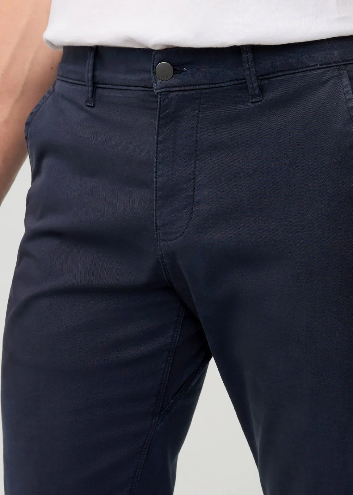 Live Lite Relaxed Taper Chino - Navy - Image 5