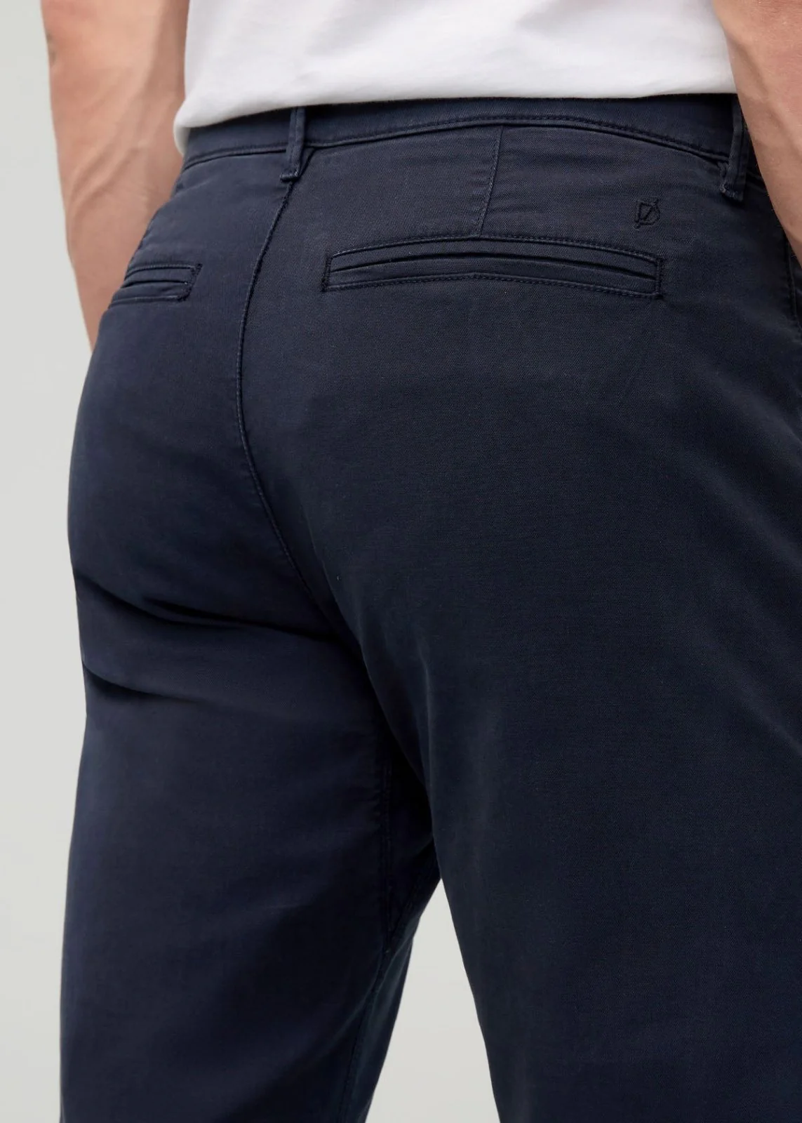 Live Lite Relaxed Taper Chino - Navy - Image 6