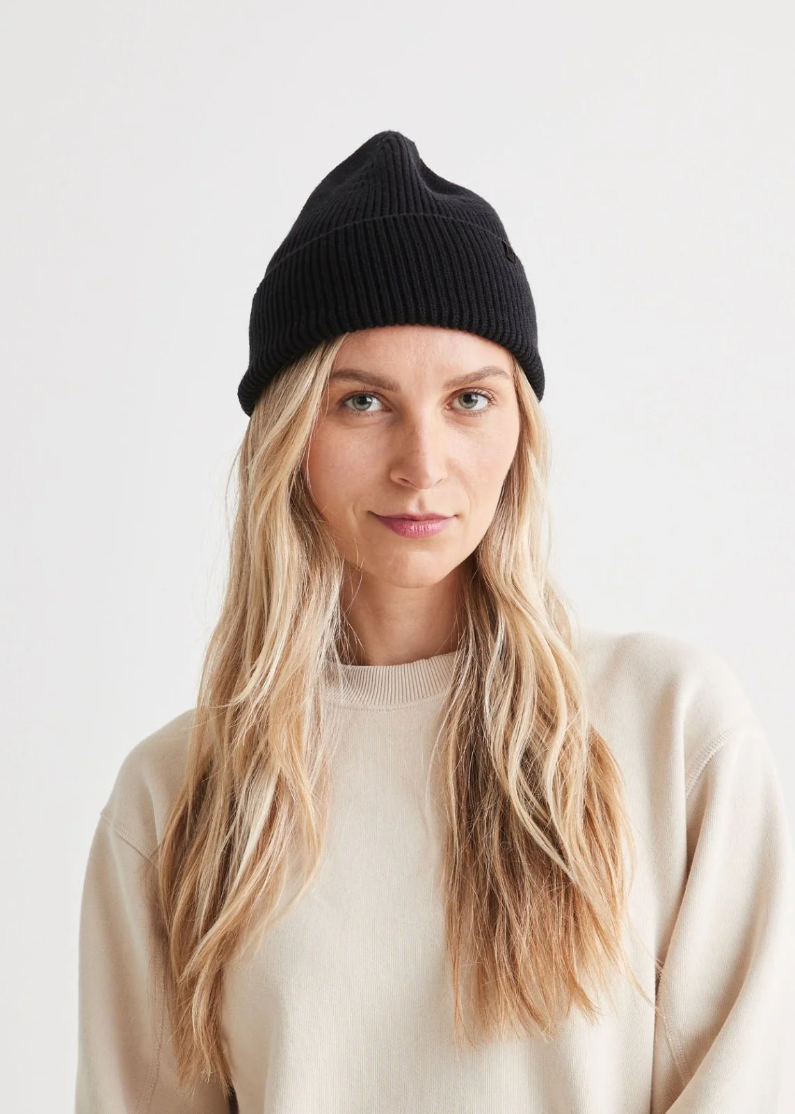 Merino Wool Beanie - Black - Image 3
