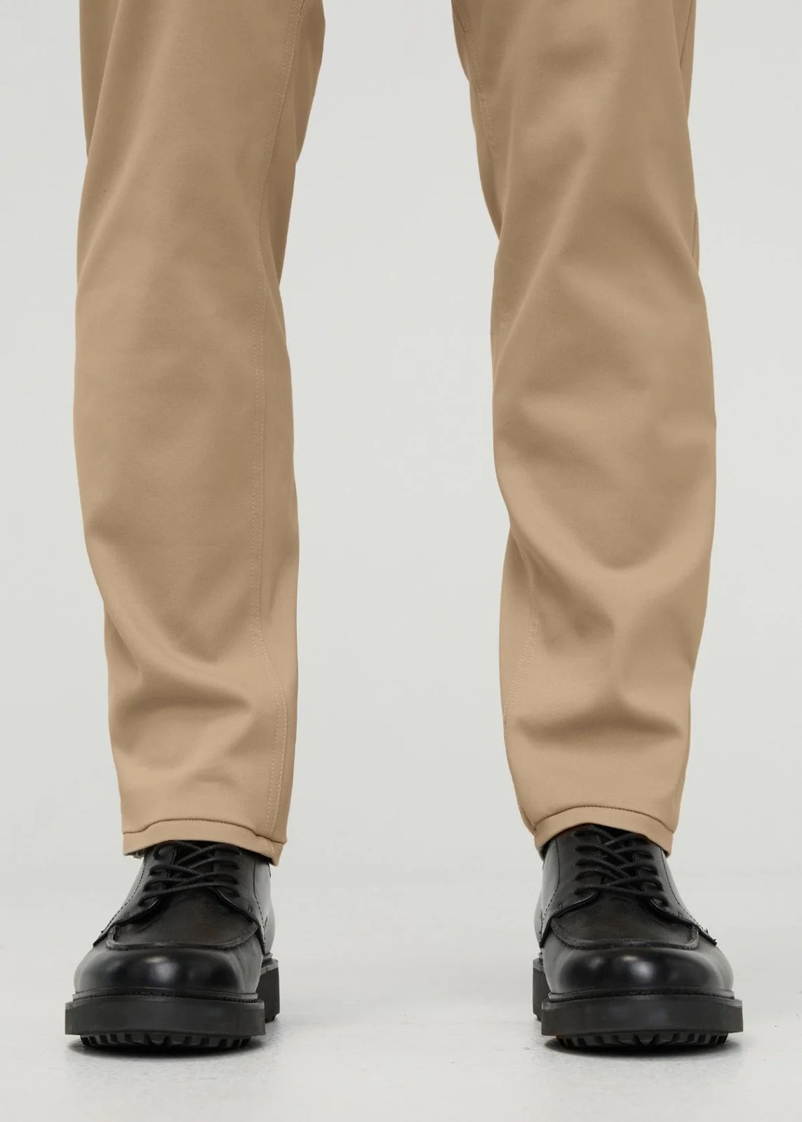 NuStretch Relaxed Taper Trouser - Desert Khaki - Image 8