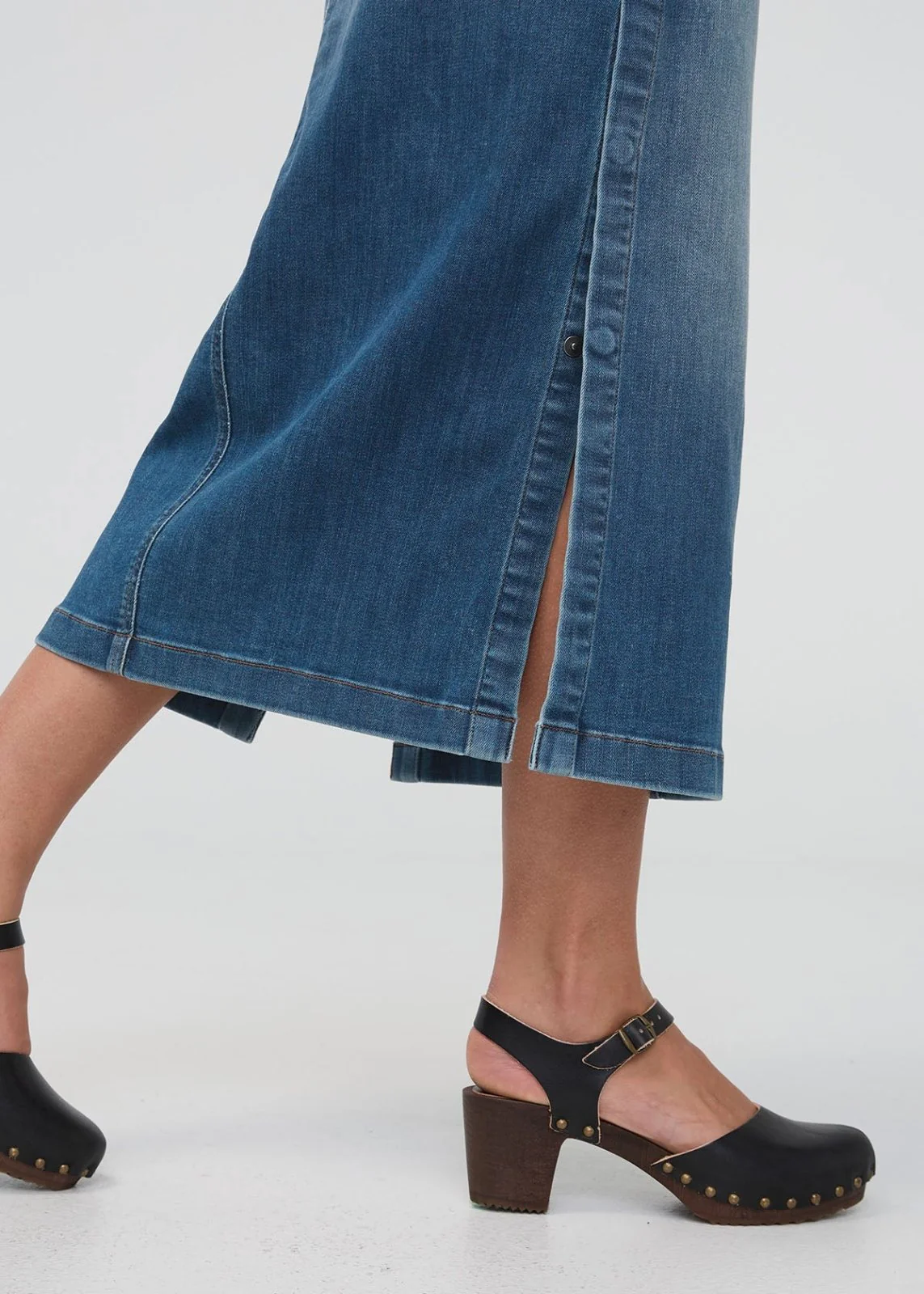 Performance Denim Slit Skirt - Blue Ash - Image 6